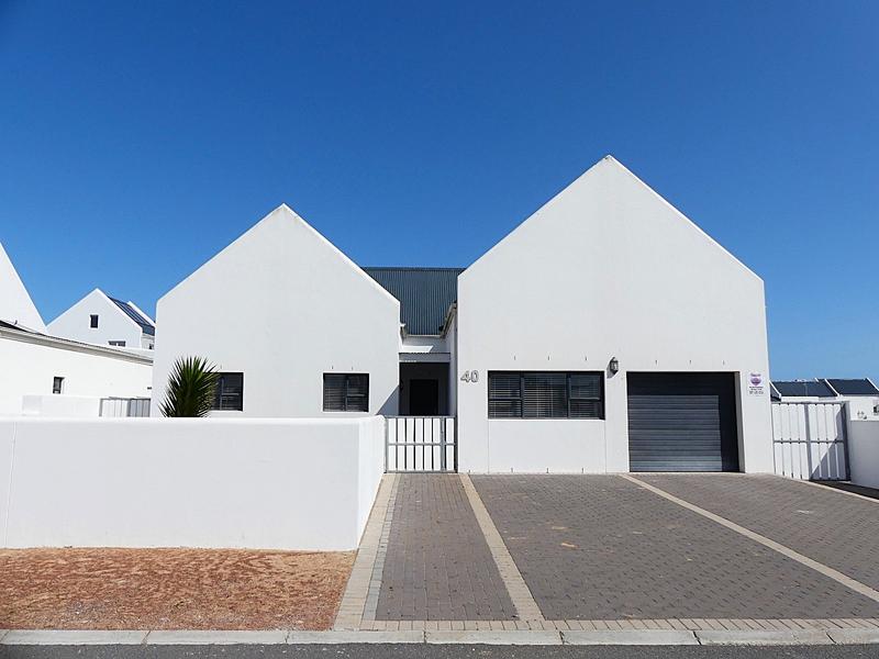 4 Bedroom Property for Sale in Britannia Bay Western Cape